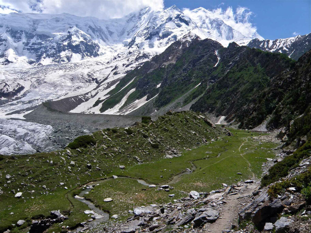 Rakaposhi-Base-Camp-Trek