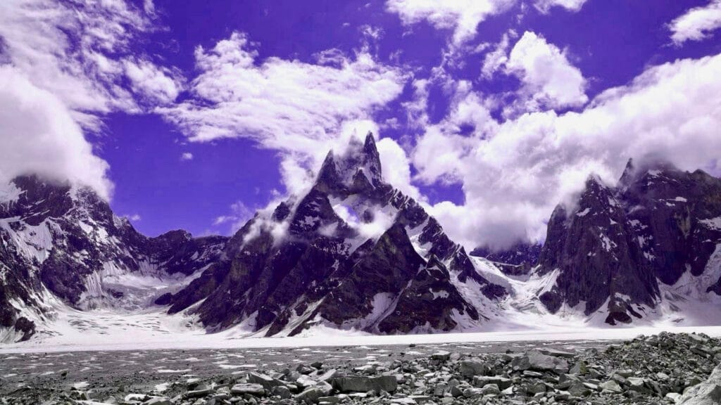 Snow Lake – Hispar La Trek