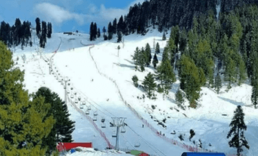 Skiing in Pakistan