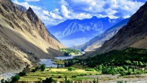 Nangma Valley