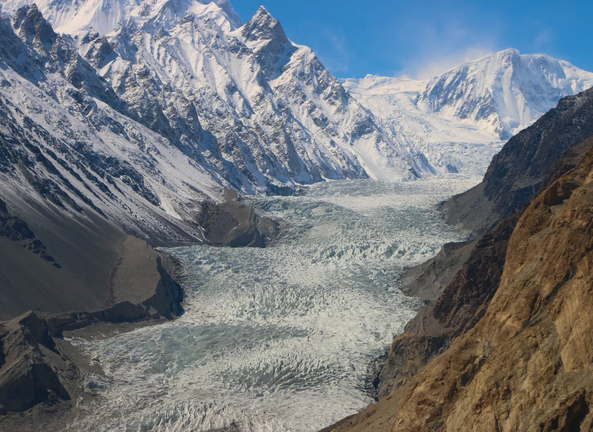 batura glacier trek